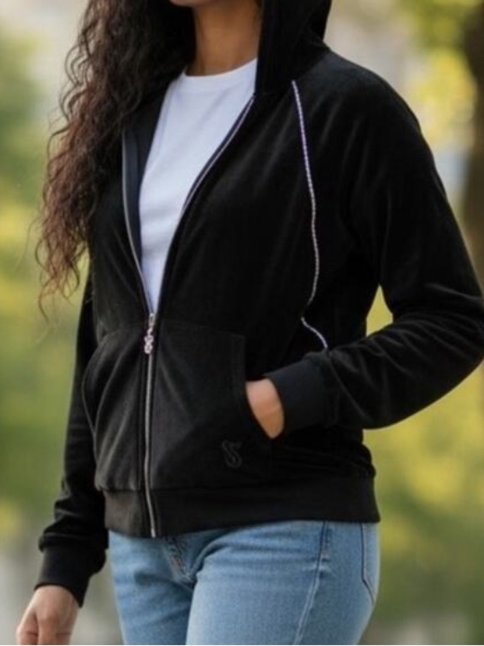 VICTORIA’S SECRET Velour Rhinestone Hoodie Sweatshirt Black XL FAST SHIP 3117-9